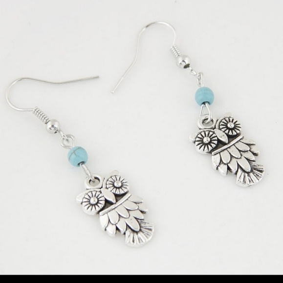 Owl Earrings - Picture 4 of 6